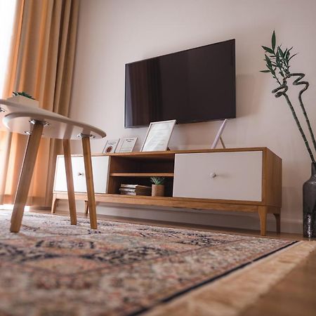 Tam Skanderbeg Square City Center Apartment No4 Tirana Kültér fotó