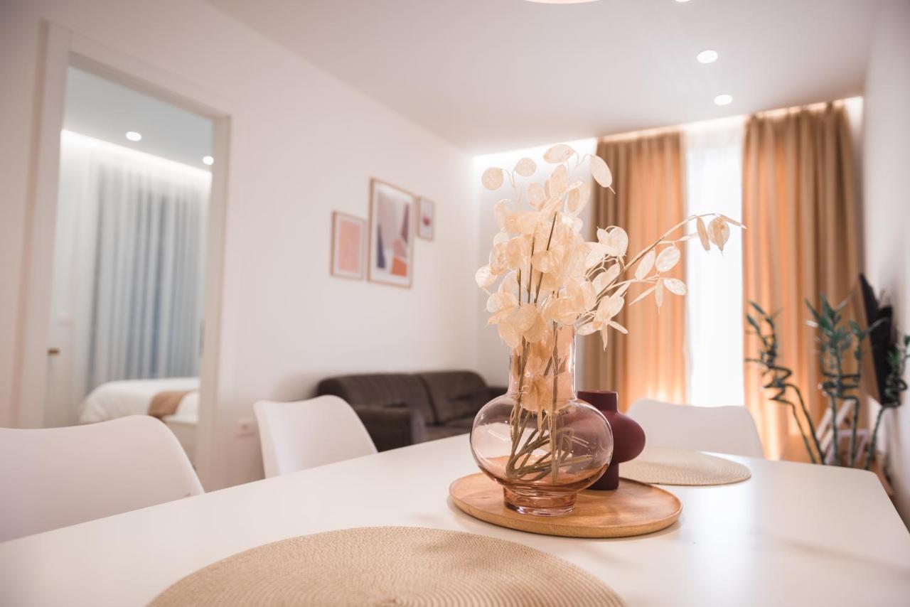Tam Skanderbeg Square City Center Apartment No4 Tirana Kültér fotó
